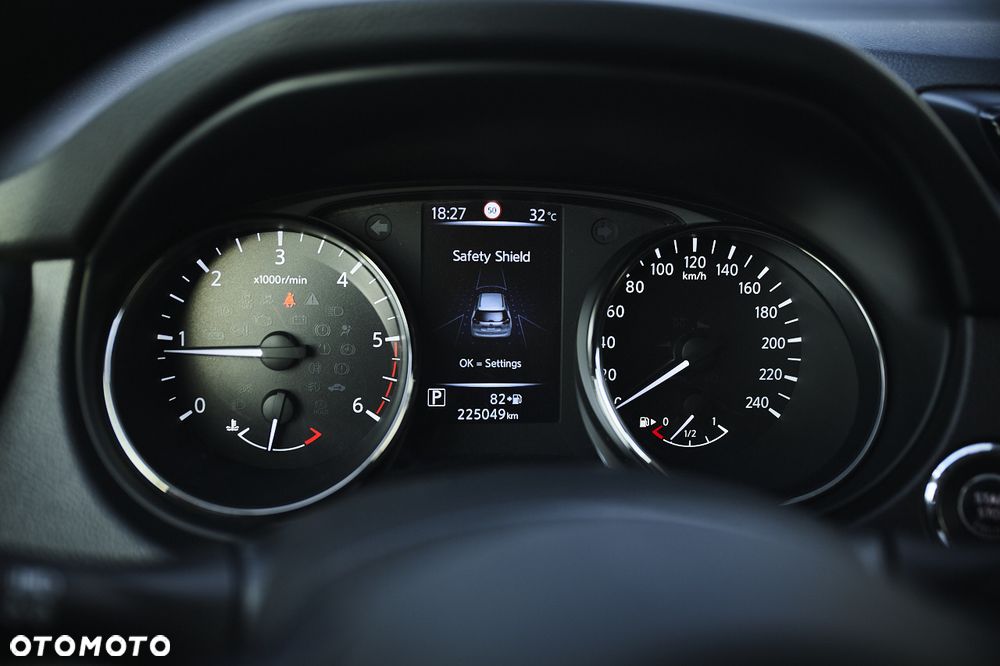 Nissan X-Trail 1.6 DCi Tekna 2WD Xtronic 7os - 29