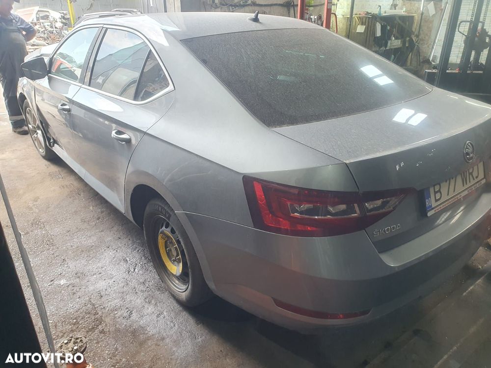 Maner exterior 7p6839885 Skoda Superb 3 [2015 - 2020] 2.0 tdi CRLB - 5