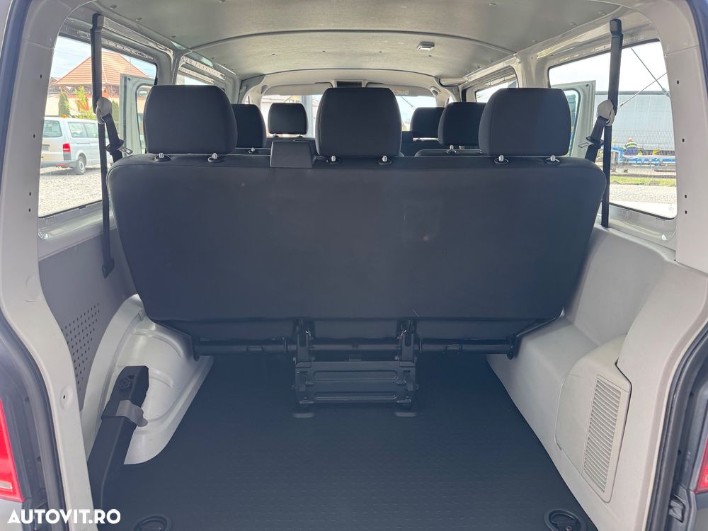 Volkswagen Transporter - 18