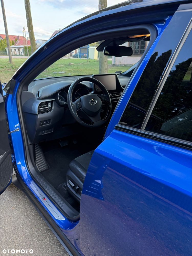 Toyota C-HR - 8