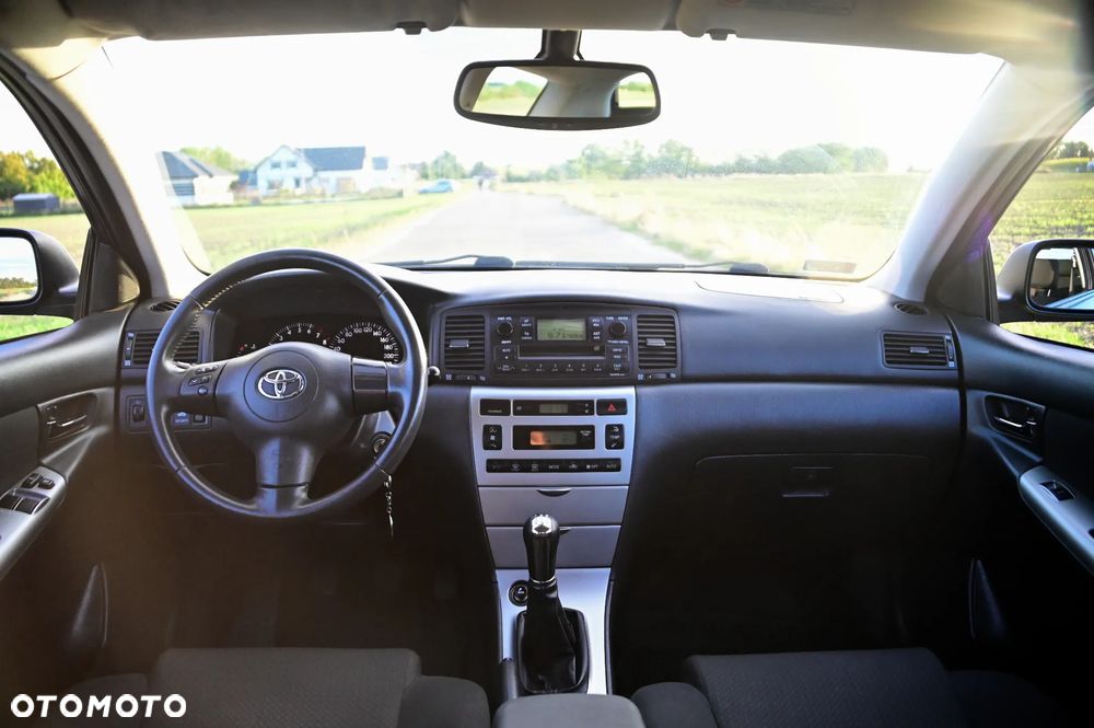 Toyota Corolla 1.4 VVT-i - 11