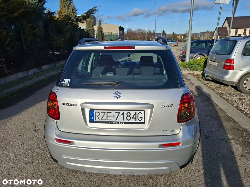 Suzuki SX4 1.6 VVT 4x2 City - 10