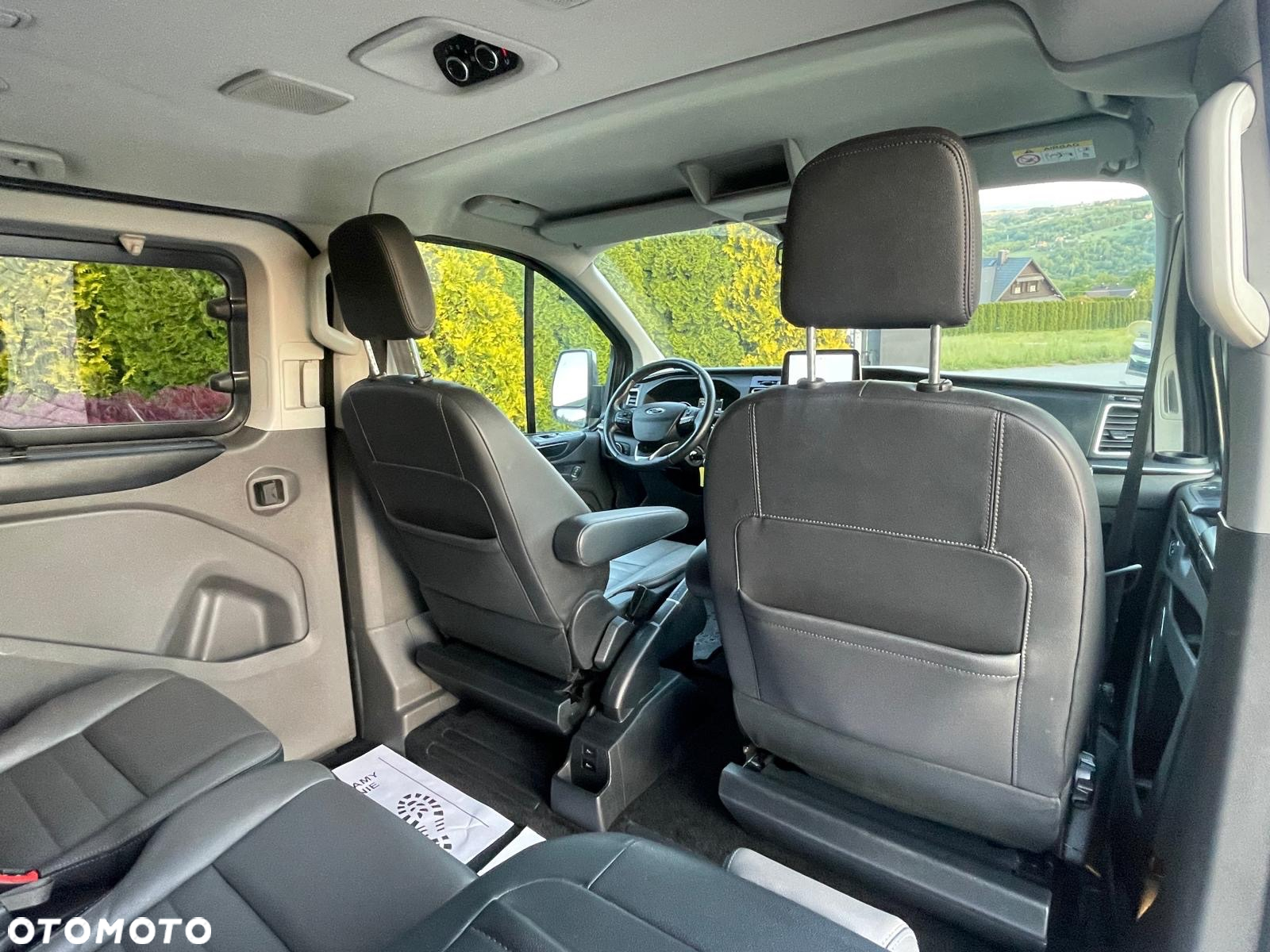 Ford Tourneo Custom 320 L2H1 VA Autm Titanium X - 25