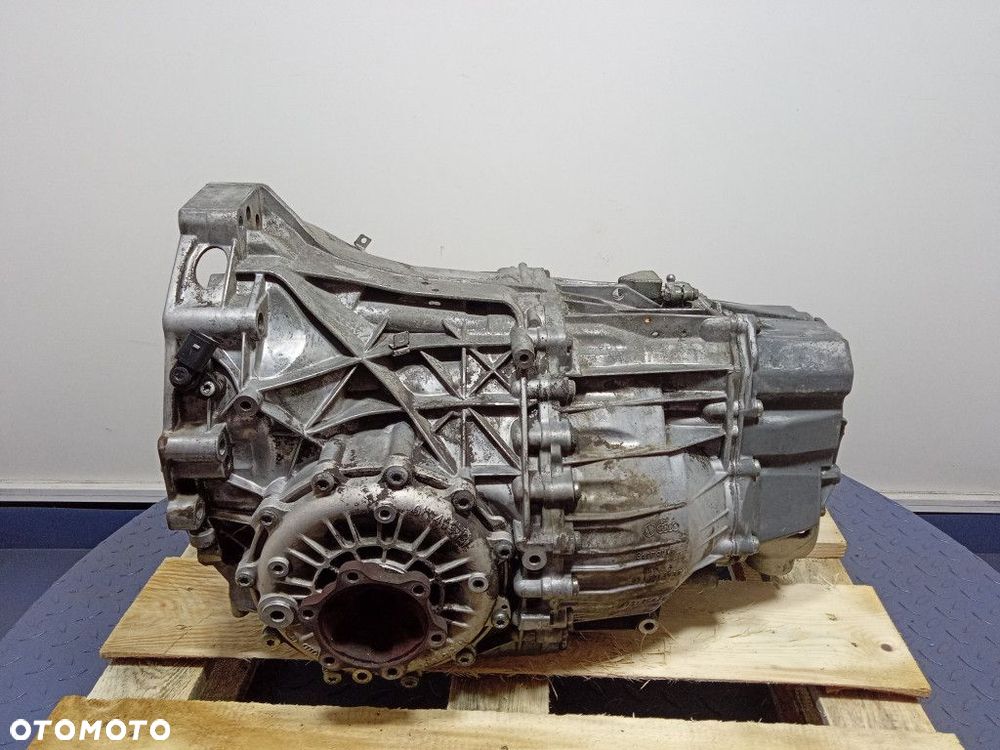 AUDI A6 C6 2.4 177KM BENZYNA MULTITRONIC SKRZYNIA AUTOMATYCZNA AUTOMAT HSY - 2