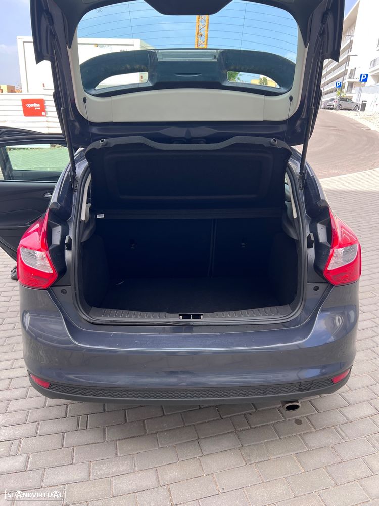 Ford Focus 1.6 EcoBoost S&S Titanium - 13