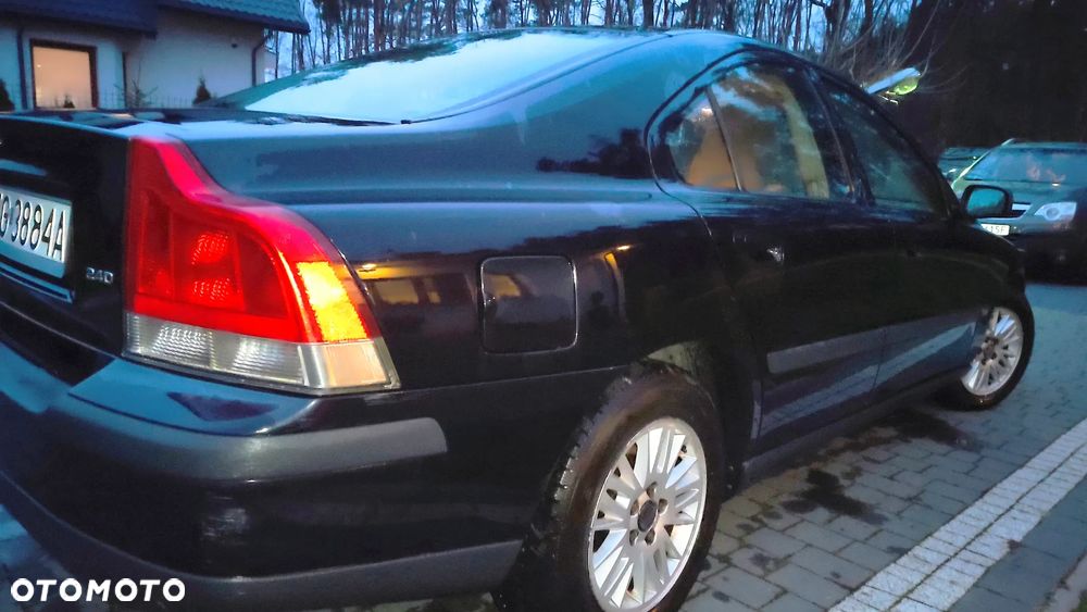 Volvo S60 2.4 D5 - 8