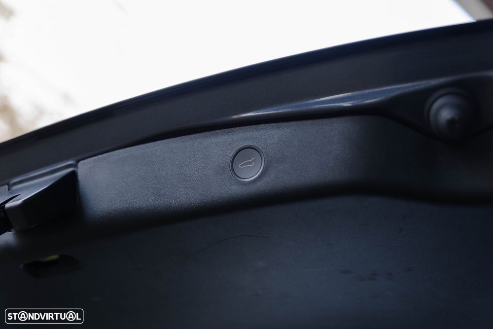 Tesla Model 3 Long Range Tração Integral - 22