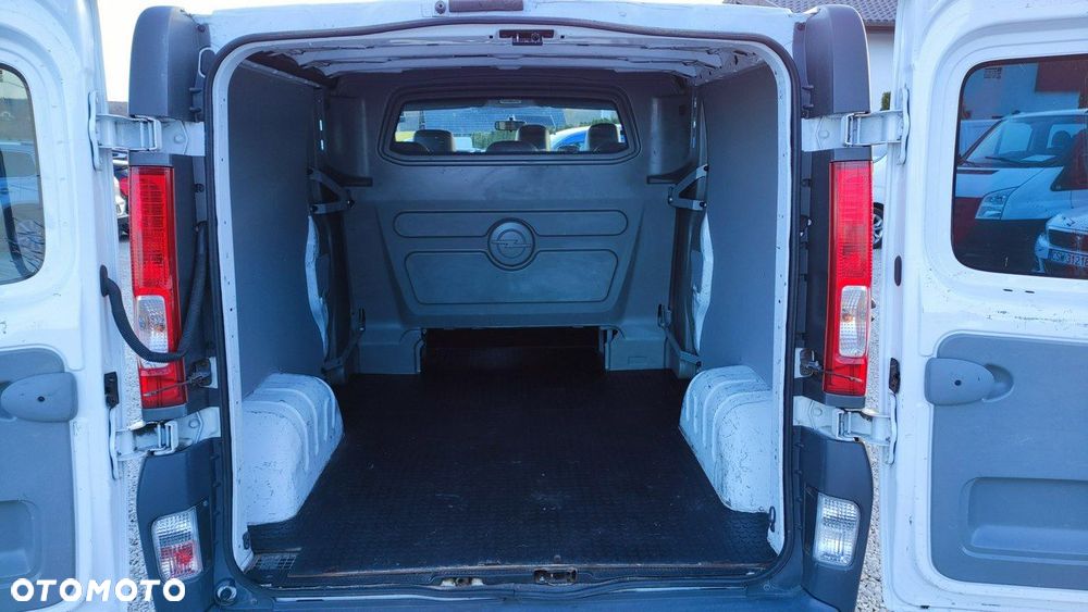 Opel Vivaro - 21