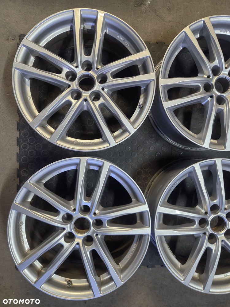 Felgi Aluminiowe 5x112 7,5Jx17 ET 30 Mercedes Audi Seat Skoda Volkswagen Bmw - 4