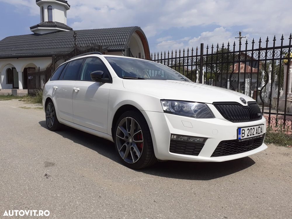 Skoda Octavia 2.0 TSI RS DSG - 11