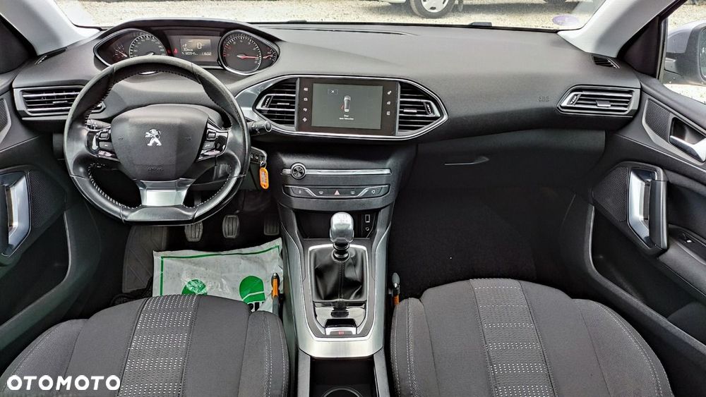 Peugeot 308 - 5