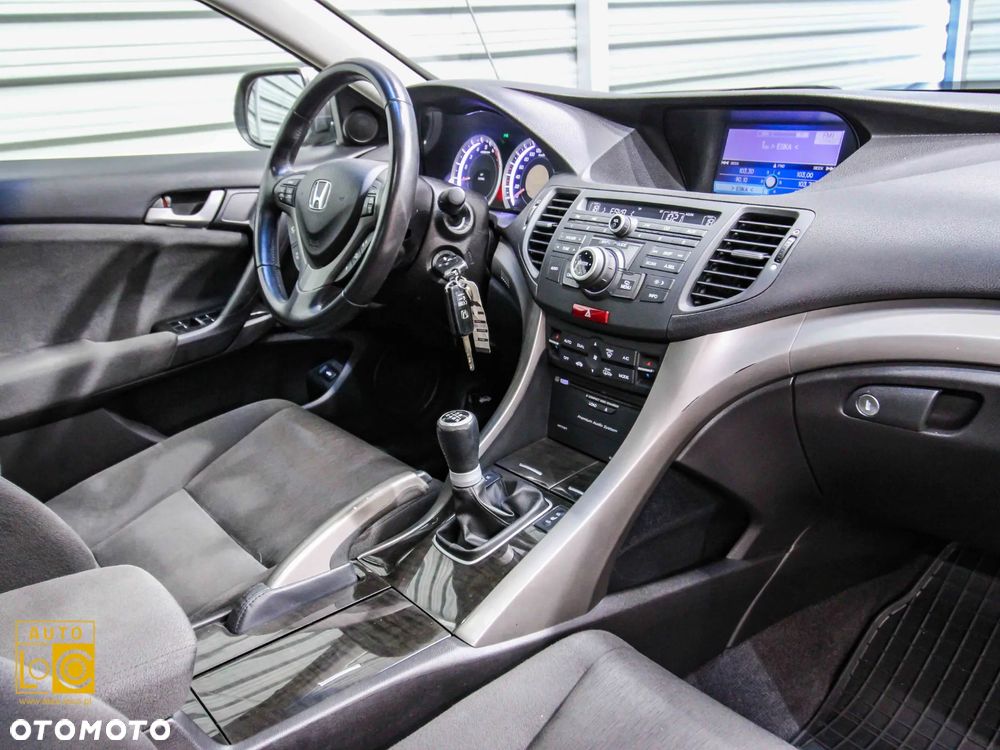 Honda Accord 2.0 Executive - 16