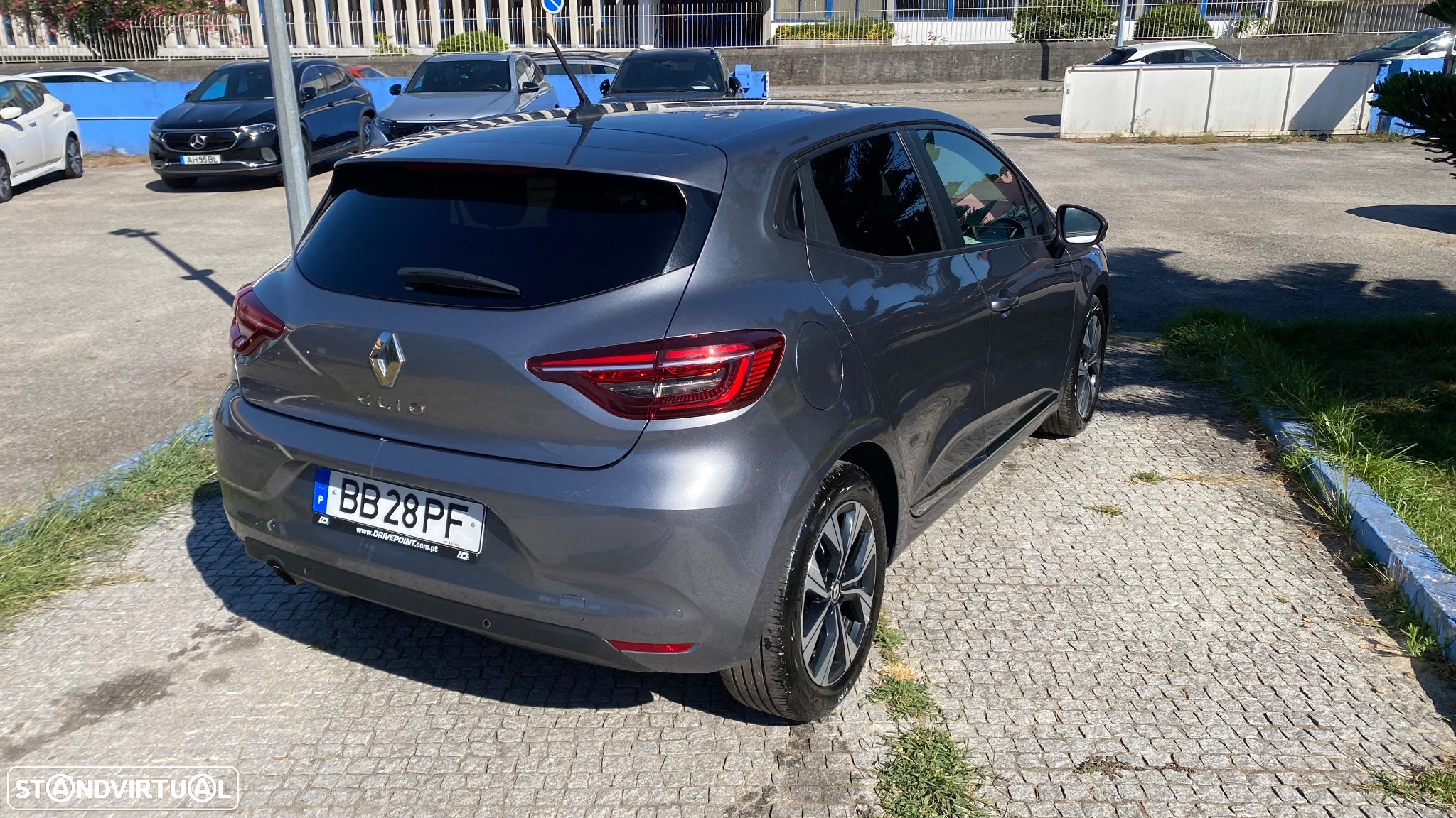 Renault Clio 1.0 TCe Techno - 8