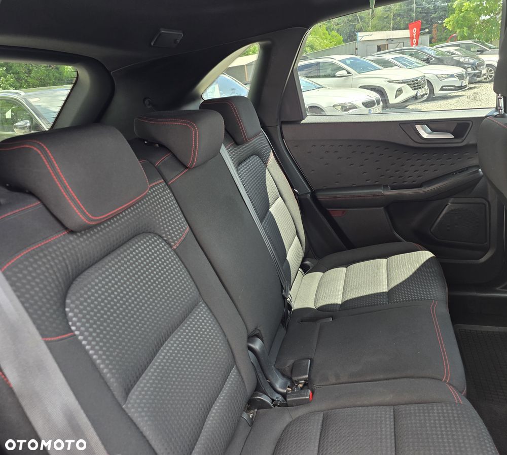 Ford Kuga 2.0 EcoBlue 4x4 ST-LINE - 11