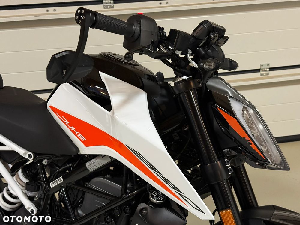 KTM Duke - 11