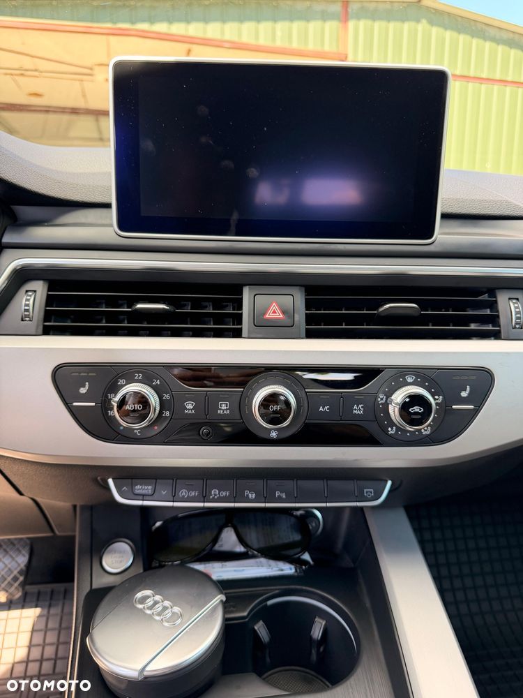 Audi A4 Avant 2.0 TDI Sport S tronic - 11