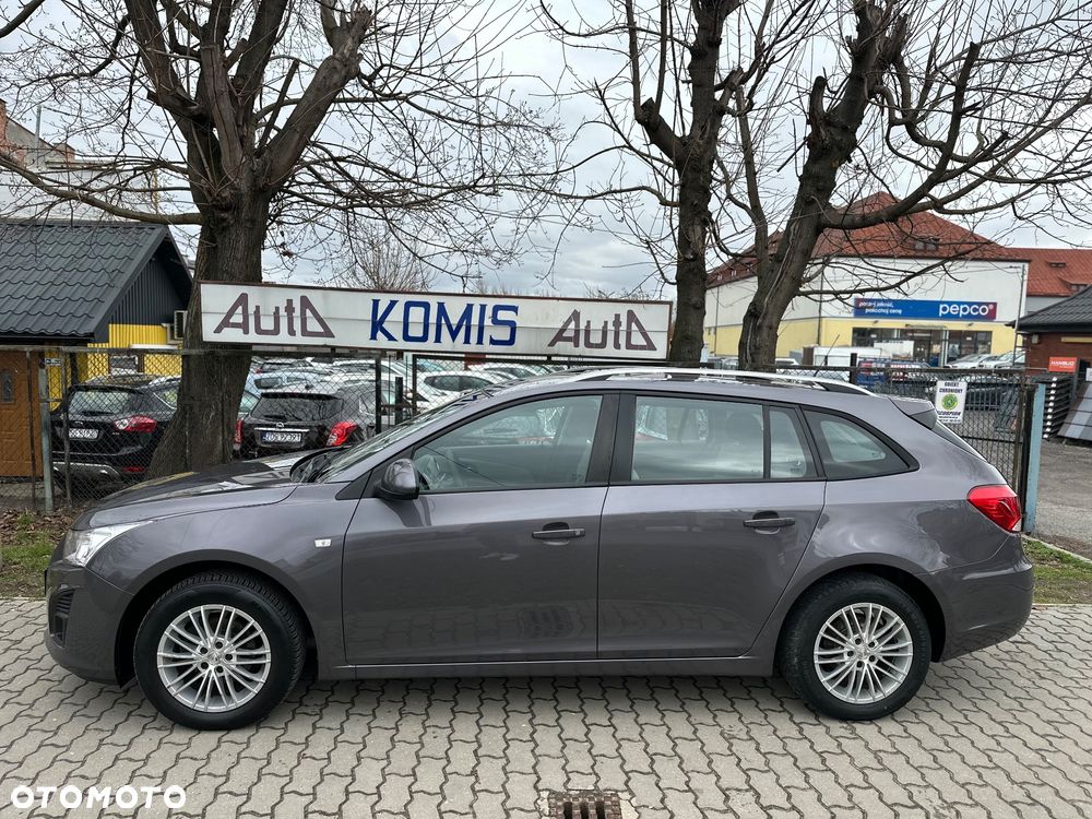 Chevrolet Cruze 1.6 LT - 12