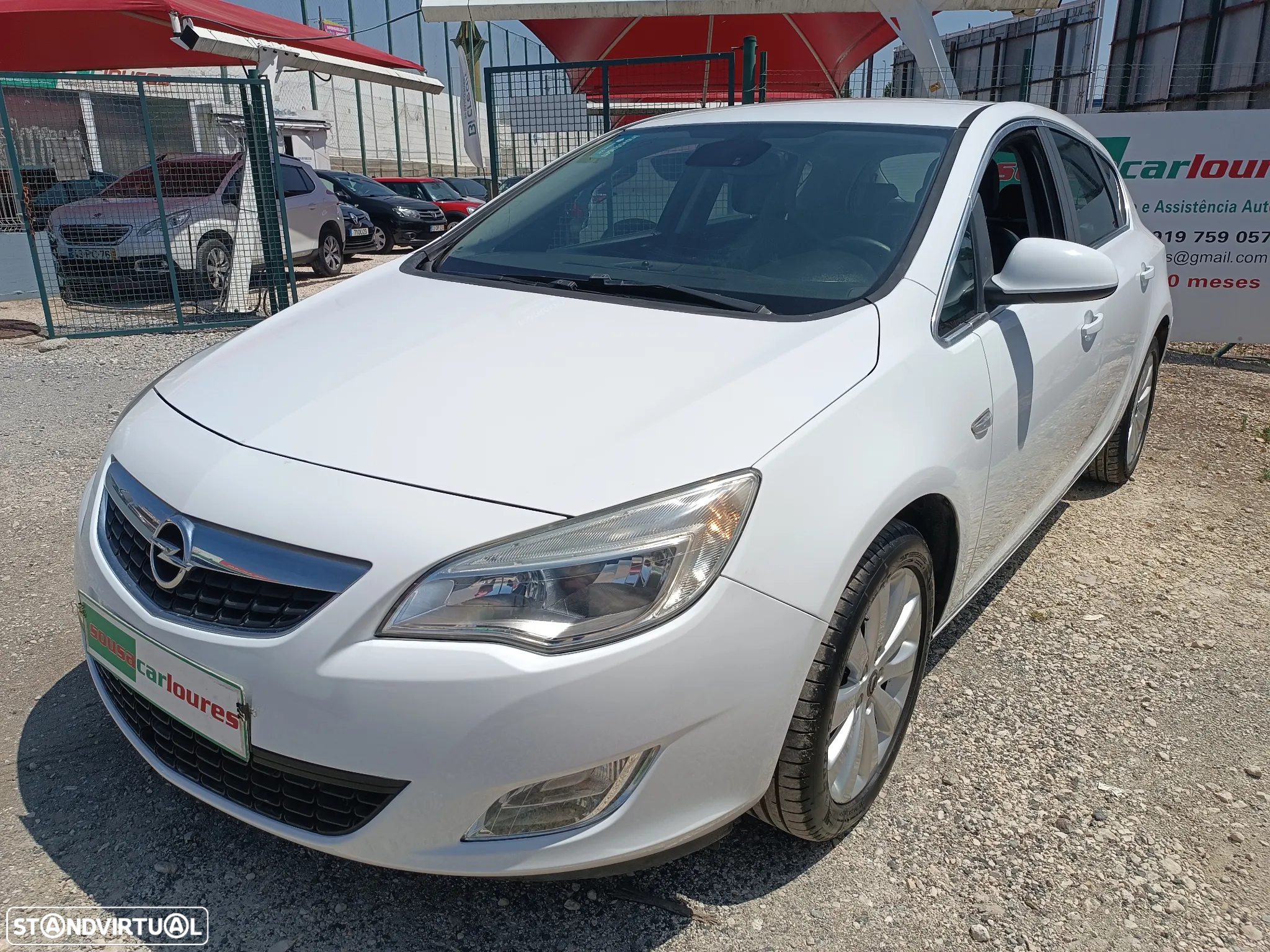 Opel Astra 1.4 T Cosmo S/S - 4