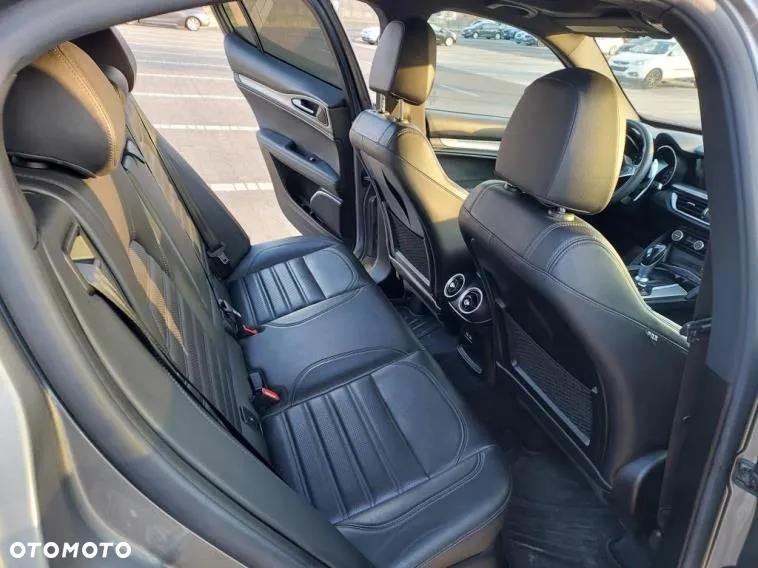 Alfa Romeo Stelvio 2.0 Turbo Veloce TI Q4 - 20