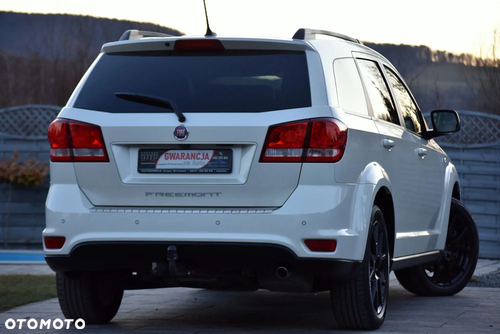 Fiat Freemont 2.0 Multijet 16V DPF Automatik Allrad Black Code - 17