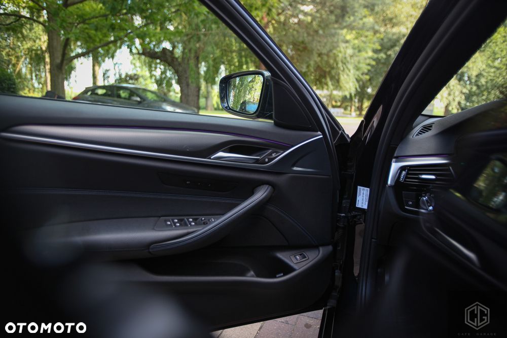 BMW Seria 5 520d MHEV M Sport sport - 37