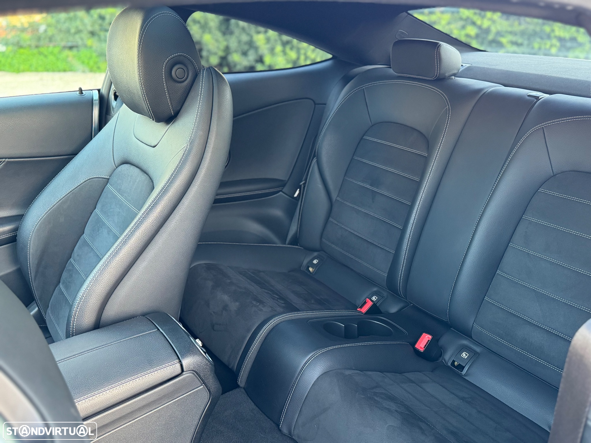 Mercedes-Benz C 250 d - 12