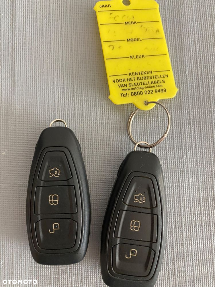 Ford Focus 1.0 EcoBoost Gold X (Trend) - 28