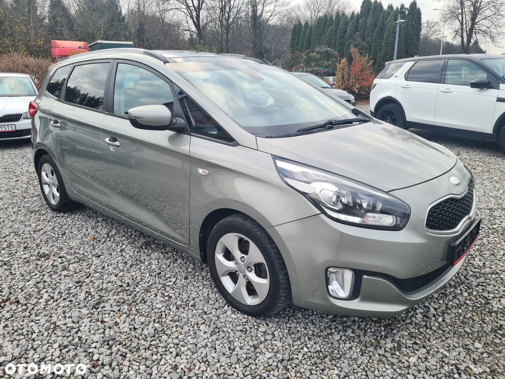 Kia Carens 1.7 CRDi 115 Dream-Team Edition - 2
