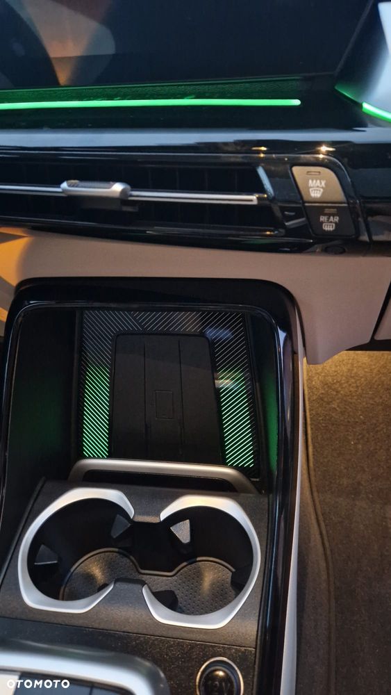 BMW X1 - 32