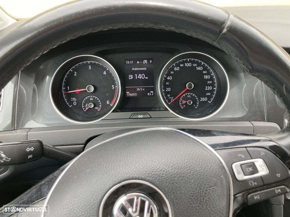 VW Golf Variant 1.6 TDi Confortline DSG - 4