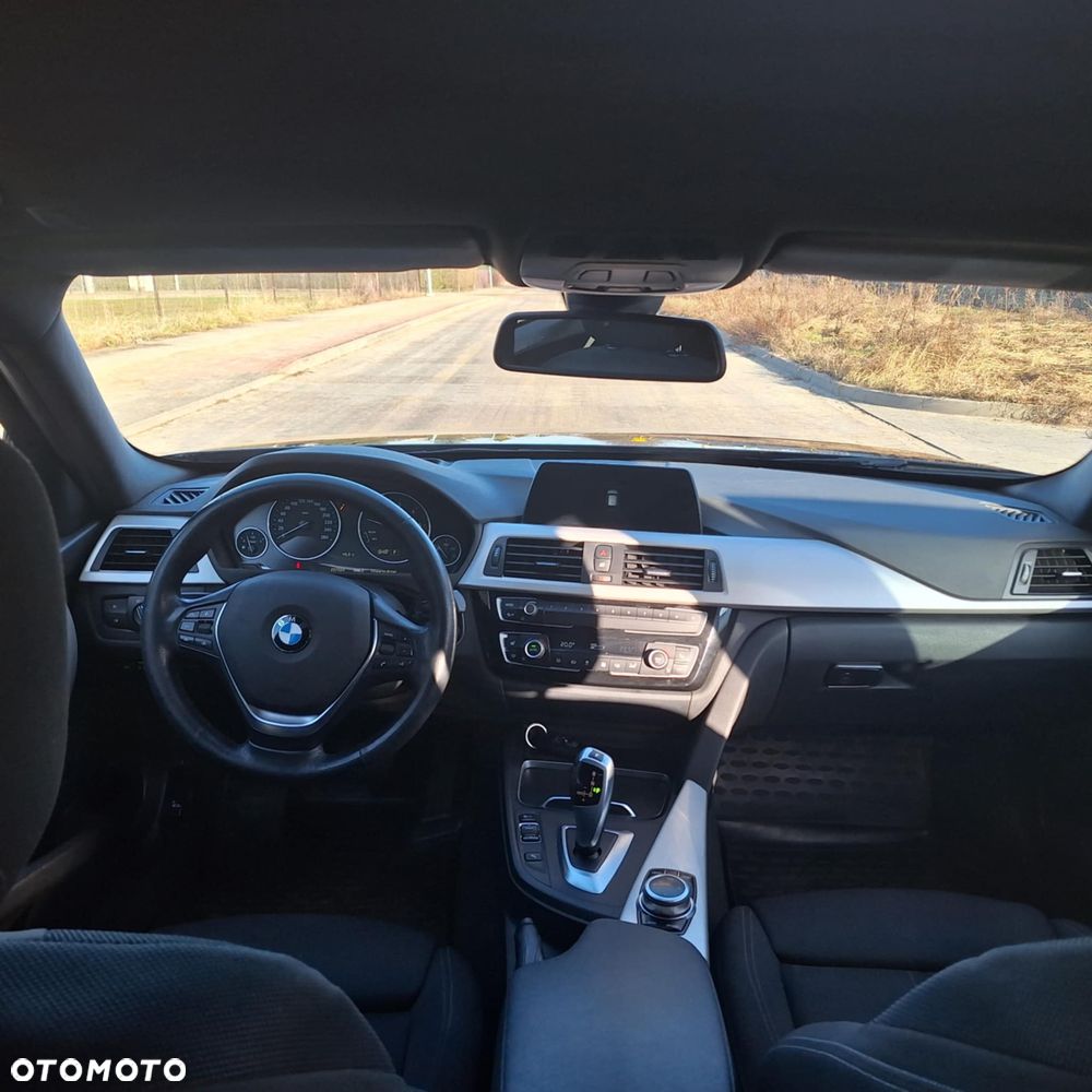 BMW Seria 3 320d Luxury Line sport - 5