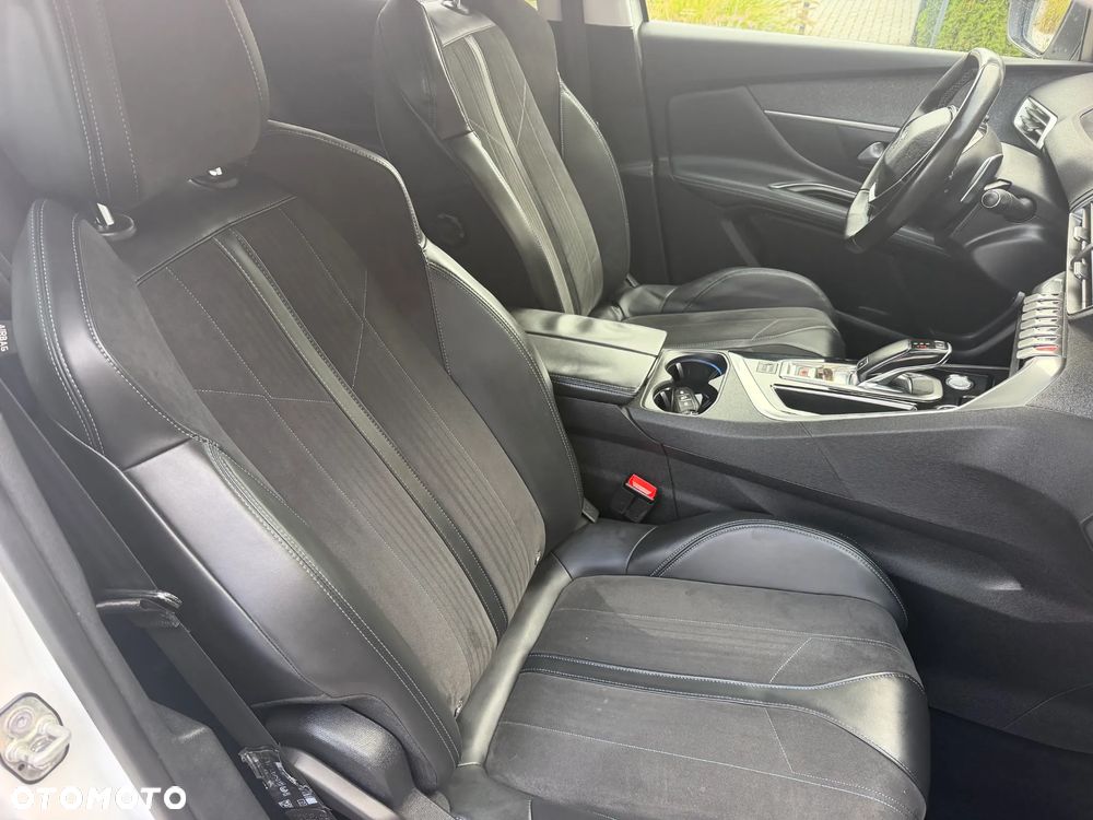 Peugeot 3008 1.2 PureTech GPF Crossway S&S EAT8 - 24