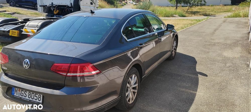 Volkswagen Passat 2.0 TDI (BlueMotion Technology) Comfortline - 3