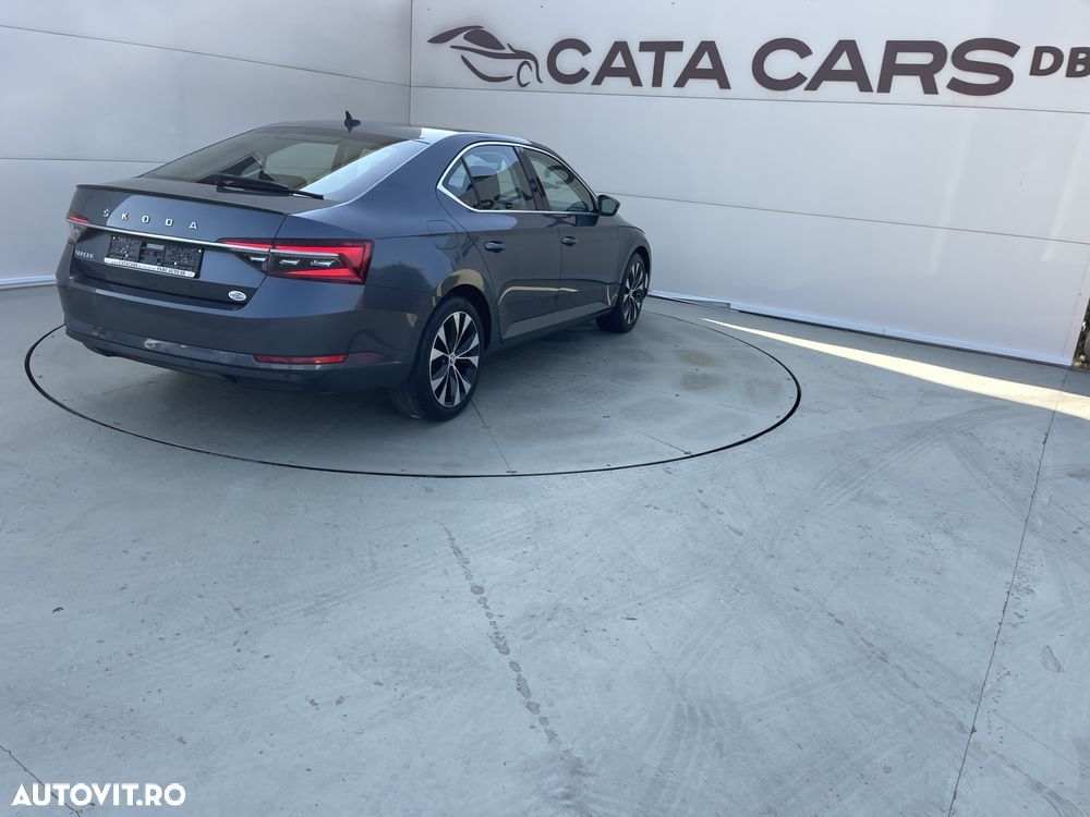 Skoda Superb 2.0 TDI DSG Selection - 13