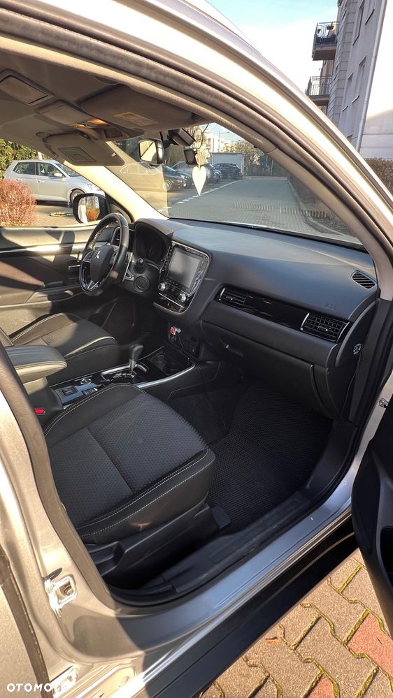 Mitsubishi Outlander 2.0 Intense 4WD CVT - 5