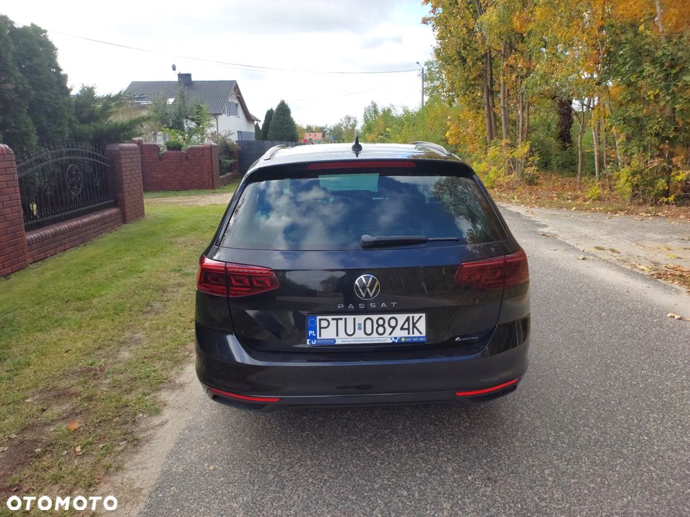 Volkswagen Passat Variant 2.0 TDI SCR DSG 4Motion Elegance - 6