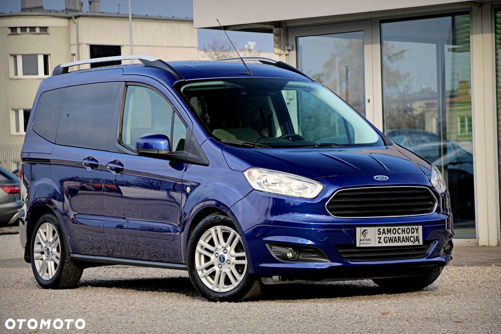Ford Tourneo Courier 1.5 TDCi Titanium - 2