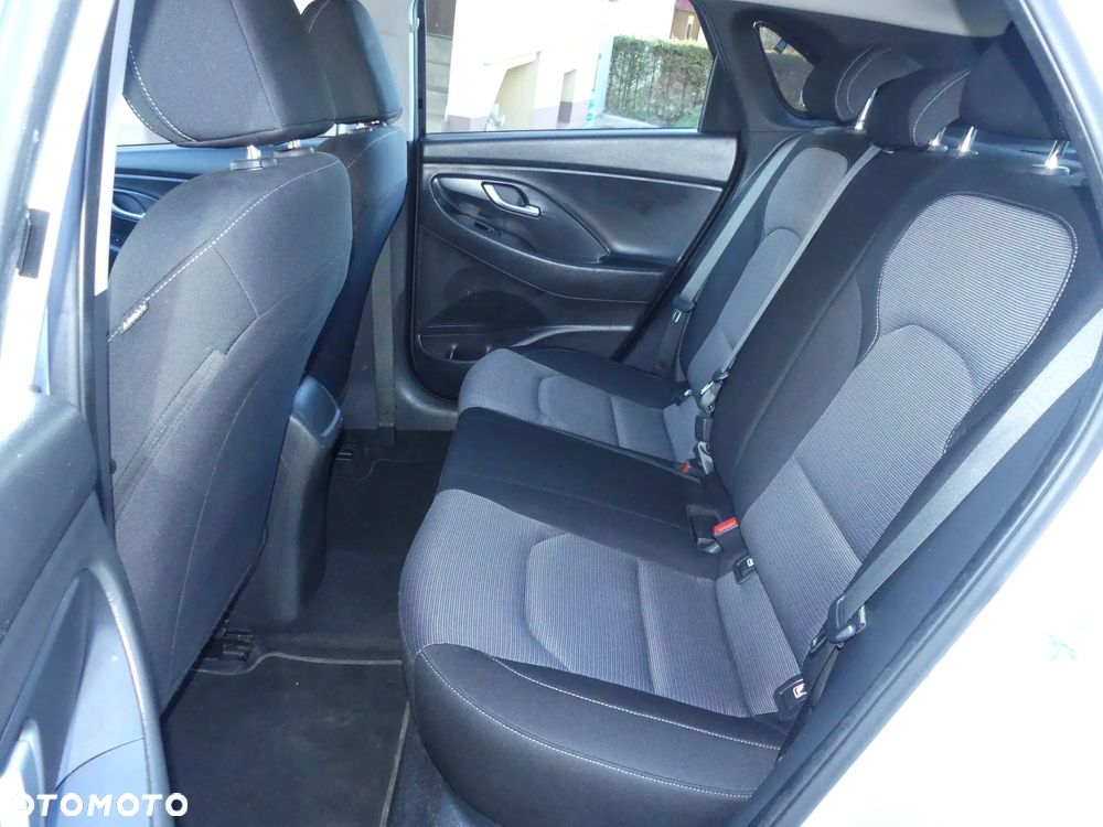 Hyundai i30 1.4 Comfort - 28