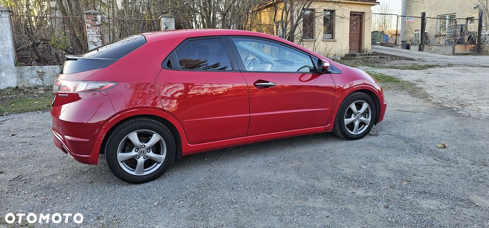 Honda Civic 1.4 i-VTEC S - 24
