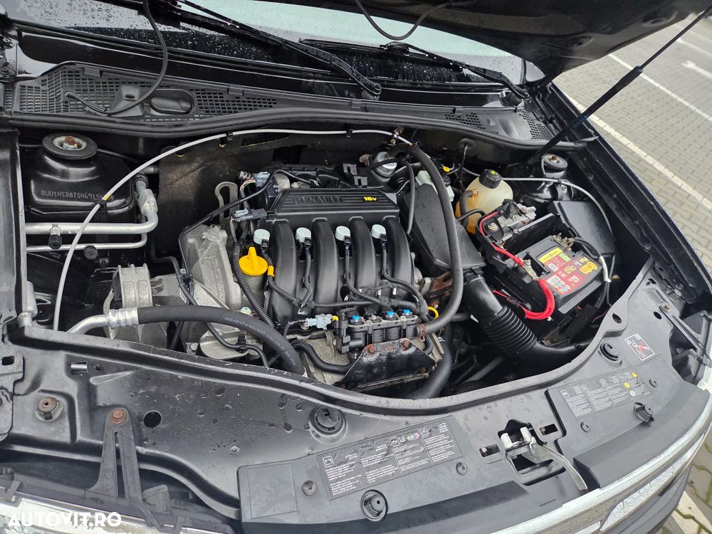 Dacia Duster 1.6 4x2 Prestige - 9