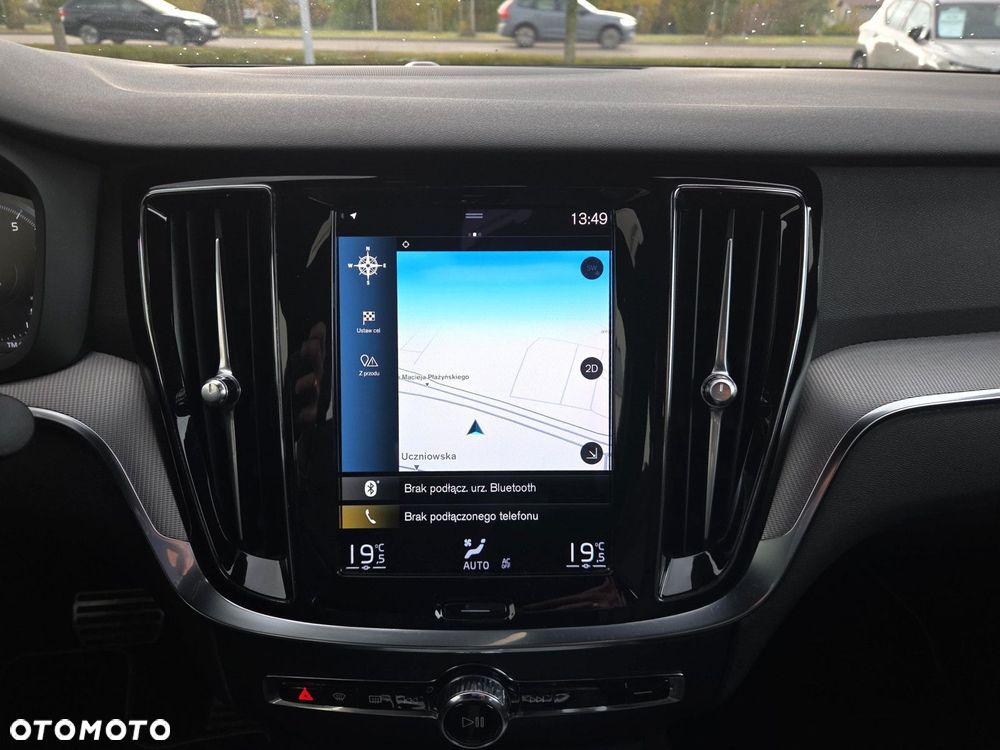 Volvo S60 B4 B R-Design - 15