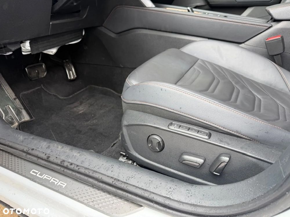 Cupra Formentor 1.5 e-Hybrid DSG - 15