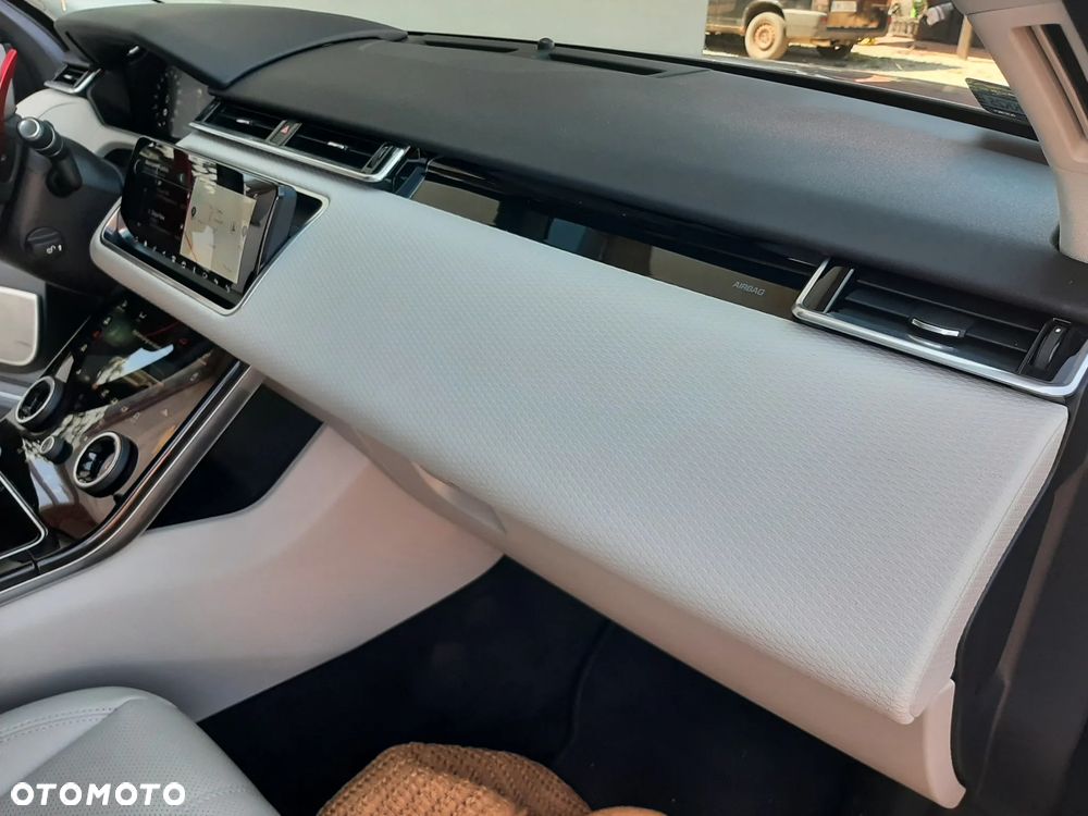 Land Rover Range Rover Velar 2.0 Si4 GPF SE - 33