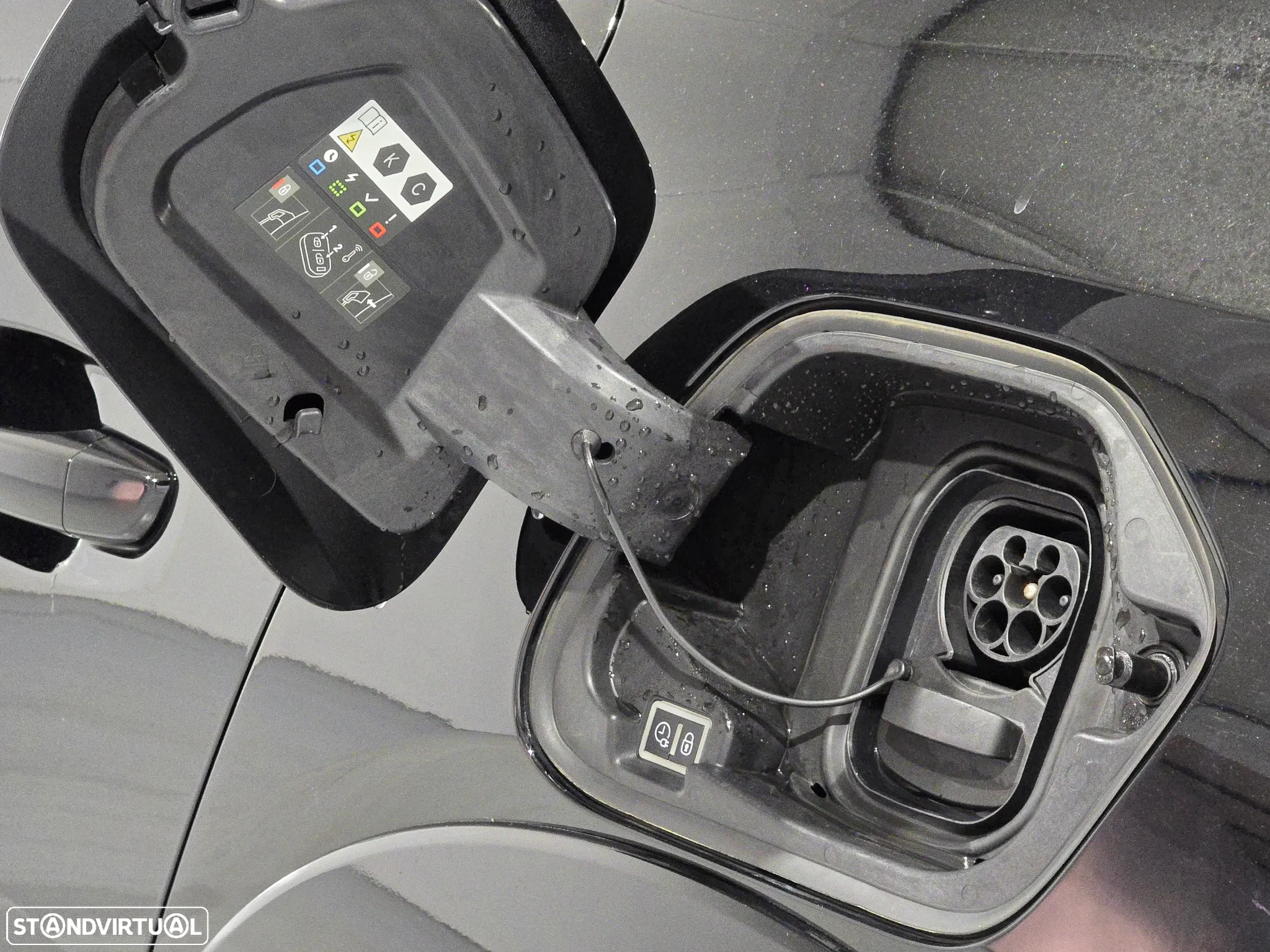 Peugeot e-208 50 kWh Allure - 28