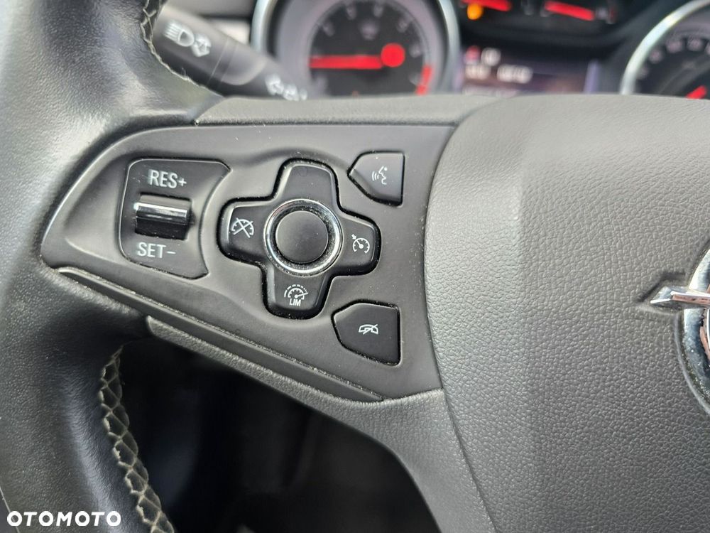 Opel Astra 1.4 Turbo Dynamic - 16