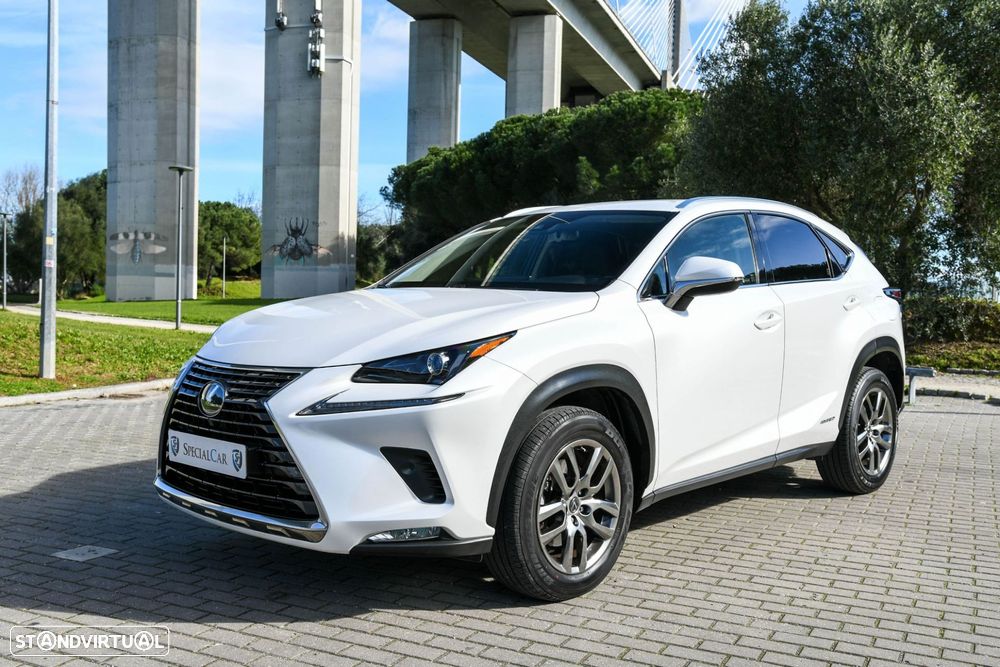 Lexus NX 300h Executive+ - 1