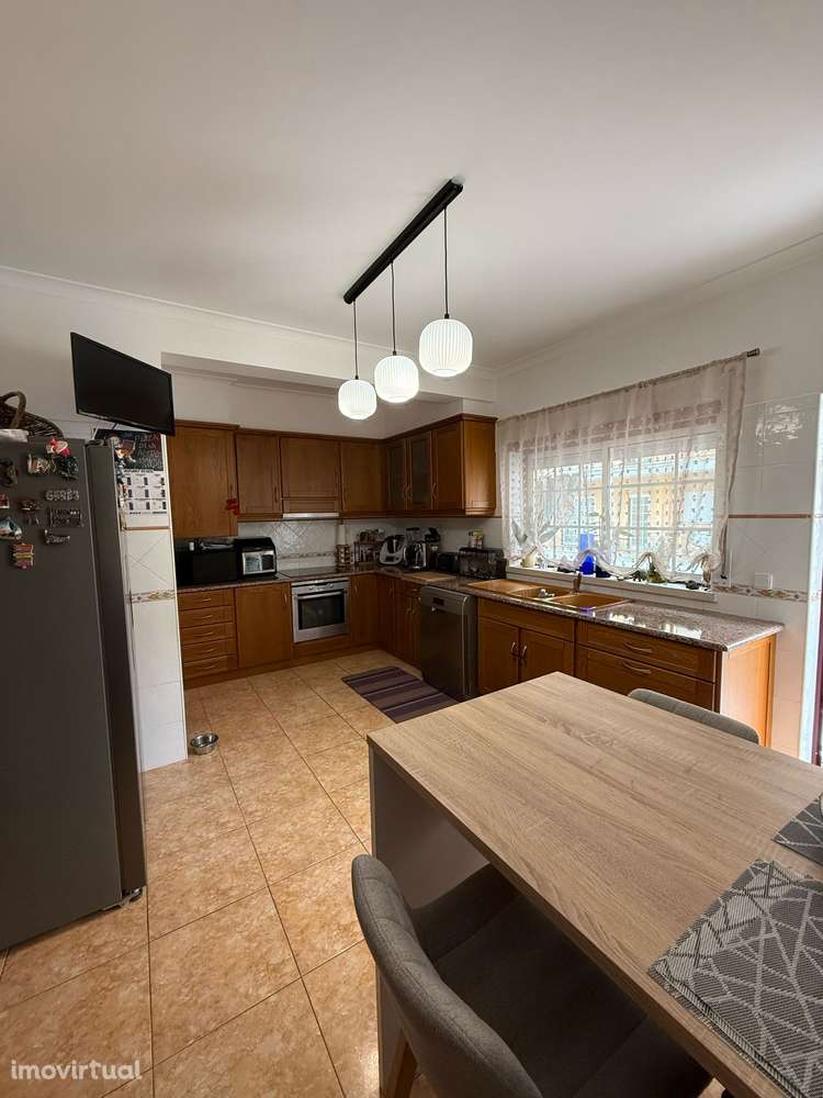 Apartamento T4 Marinha Grande com garagem - Grande imagem: 5/20