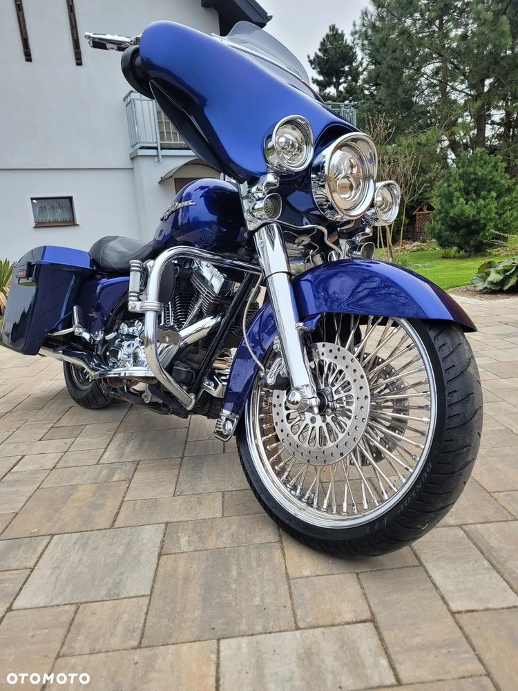 Harley-Davidson Touring Street Glide - 1