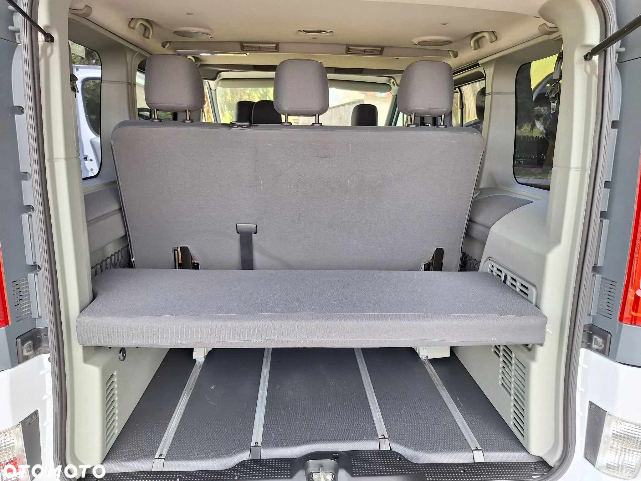 Opel Vivaro 2.0 CDTI L1H1 Life Cosmo - 36