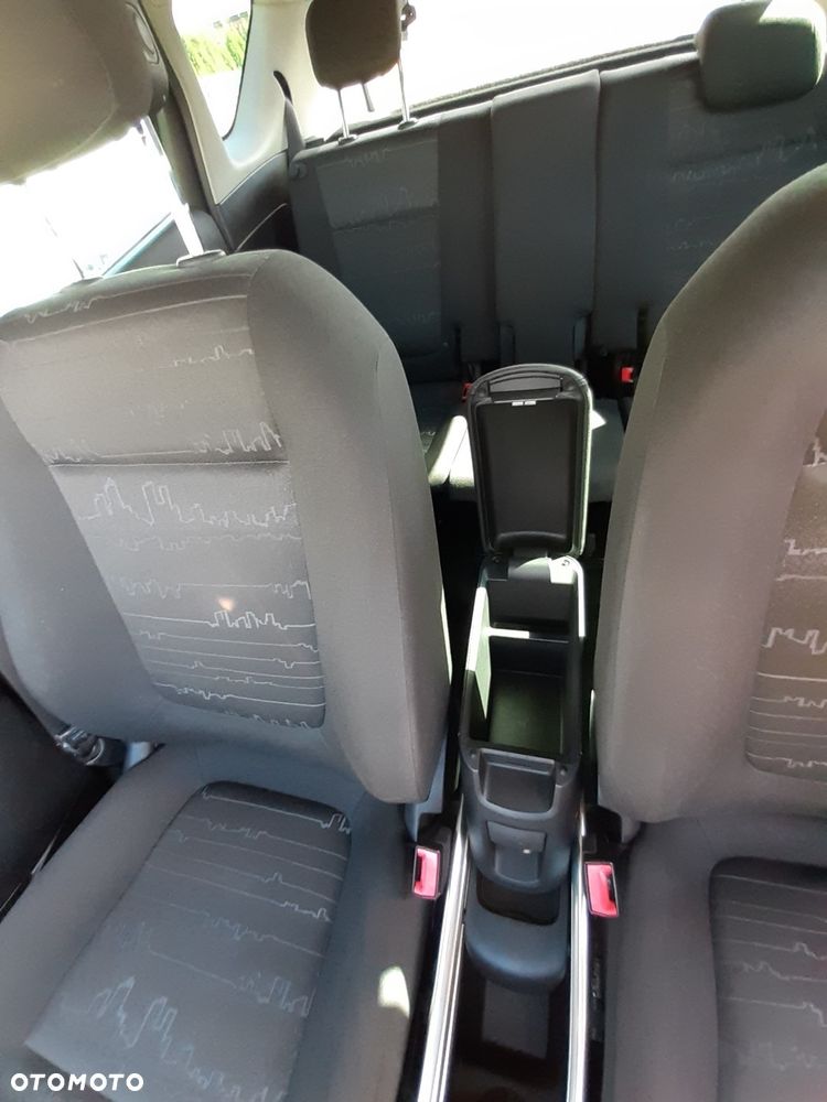 Opel Meriva - 26